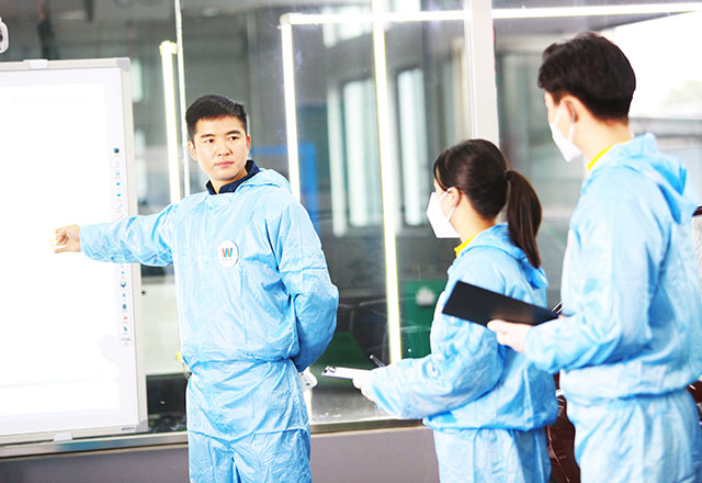 商务管理与新媒体运营的技术咨询 协同赋能与数字化转型